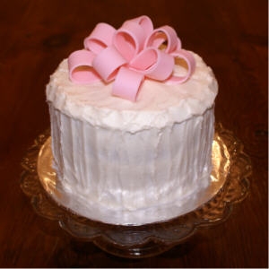 Cake decoarted with flowers